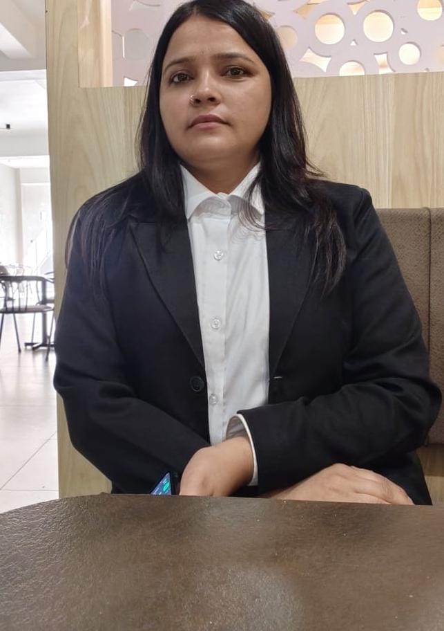 Adv. Archna Tiwari, Treasurer